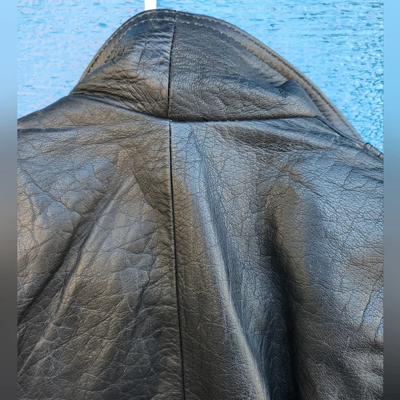 MGR GENIUNE Leather jacket - Picture 12 of 15